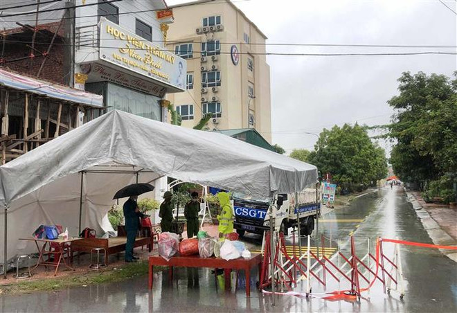 Phú Thọ: Thành phố Việt Trì dừng các hoạt động dịch vụ không thiết yếu ảnh 1