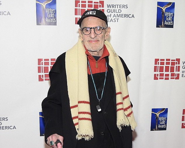 Nhà văn Mỹ gây sốc khi cho rằng Lincoln và Washington là gay ảnh 1