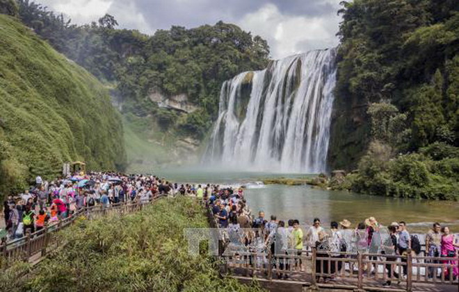 Thị trường du lịch Trung Quốc bùng nổ, đạt doanh thu gần 60 tỷ USD ảnh 1