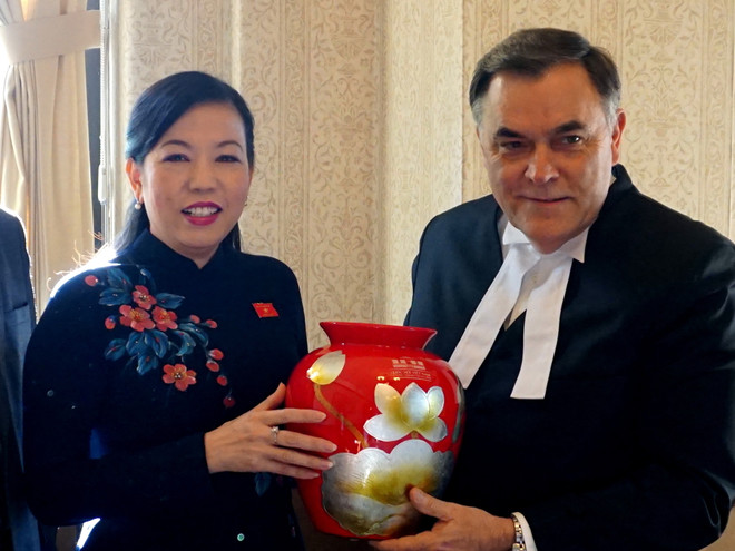 Thúc đẩy hợp tác hiệu quả giữa Quốc hội Việt Nam và Canada ảnh 1