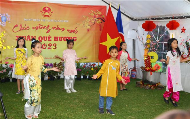 Mang không khí Tết quê hương đến với kiều bào tại Nam Phi ảnh 2