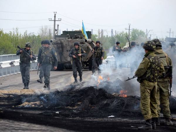 Nga yêu cầu họp khẩn về chiến dịch quân sự tại Slavyansk ảnh 1