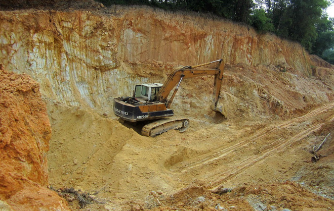 Lâm Đồng điều tra tin cán bộ lâm trường bảo kê cho “quặng tặc” ảnh 1