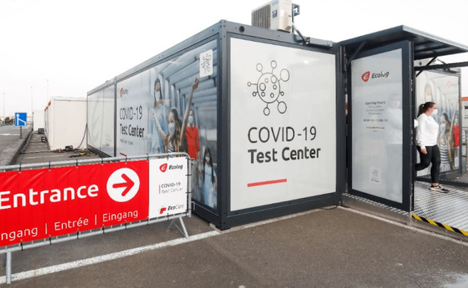 Pháp áp dụng biện pháp cứng rắn, Bỉ bắt đầu dùng hộ chiếu vaccine ảnh 2