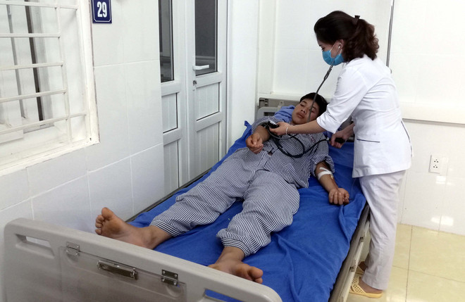 Điện Biên cứu sống 8 người trong một gia đình bị ngộ độc nấm lạ ảnh 1