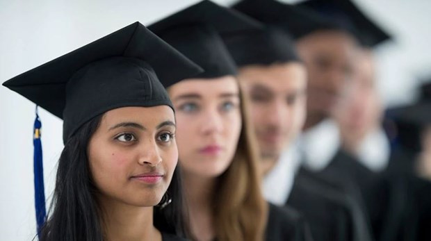 Australia chưa xem xét hộ chiếu tiêm chủng với sinh viên quốc tế ảnh 1