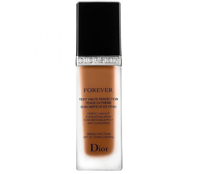 7 loại kem nền hứa hẹn sẽ không tan chảy dưới nắng Hè ảnh 1