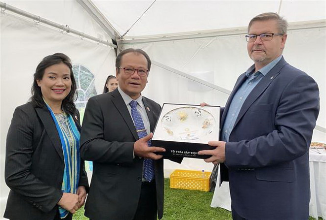 Văn hóa Việt Nam gây ấn tượng trong Lễ hội Hành tinh màu tại Séc ảnh 1