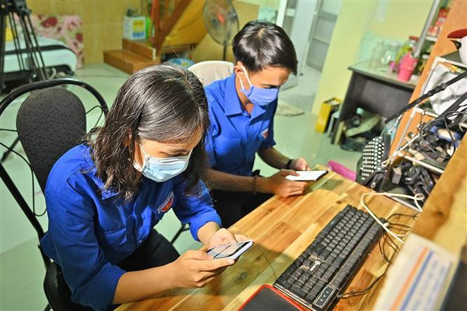 Việt Nam cần tiếp tục biện pháp mạnh mẽ trong phòng chống COVID-19 ảnh 2