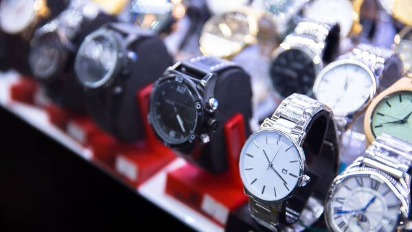 50% người trẻ tại châu Âu không thấy có vấn đề gì khi mua hàng nhái ảnh 1