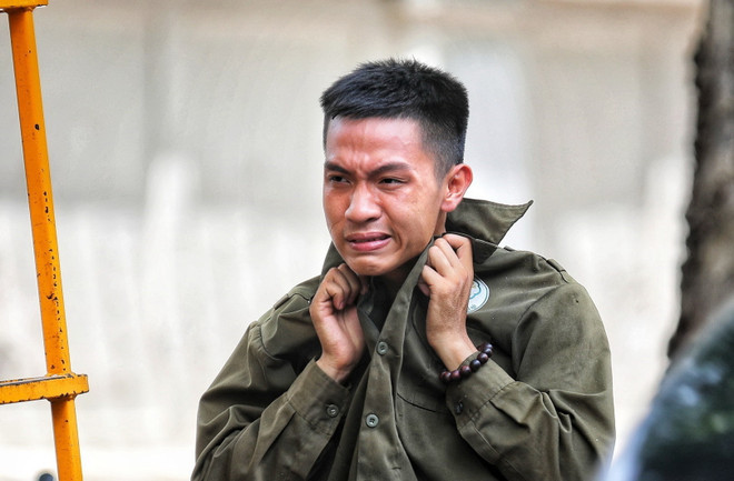 [Photo] Thủ đô Hà Nội tiếp tục trải qua đợt nắng nóng kéo dài ảnh 4