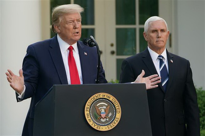 Phó Tổng thống Mỹ Pence "giữ khoảng cách" với ông Donald Trump ảnh 1