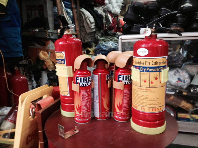 Cần đào tạo kỹ năng sử dụng thiết bị chữa cháy cho người lái ôtô ảnh 4