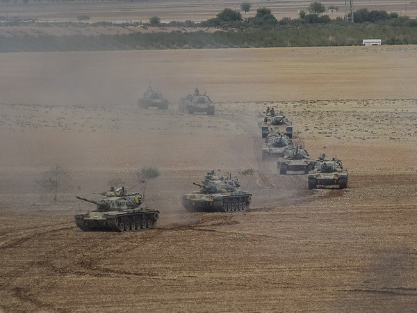 Quốc hội Thổ Nhĩ Kỳ "bật đèn xanh" chiến dịch quân sự chống IS ảnh 1