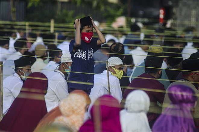 Indonesia: Các đền thờ, nơi thờ tự tại thủ đô Jakarta mở cửa trở lại ảnh 1