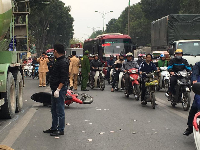 Hà Nội: Liên tiếp xảy ra tai nạn nghiêm trọng, 2 người tử vong ảnh 1