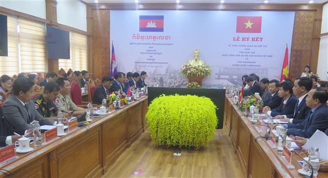 Kon Tum và tỉnh Ratanakiri đẩy mạnh hợp tác trên nhiều lĩnh vực ảnh 1