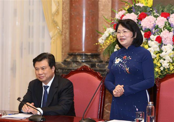 'Phụ nữ ngành giáo dục có vai trò quan trọng trong công cuộc đổi mới' ảnh 1