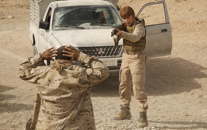 'Cô gái có hình xăm rồng' tái xuất với phim về nữ vệ sỹ số 1 nước Anh ảnh 2