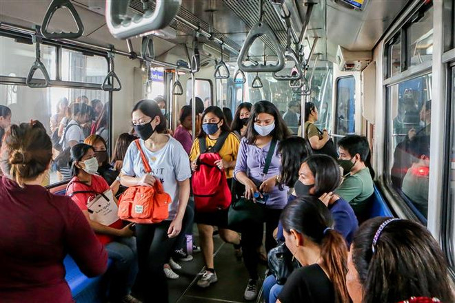 Philippines giới nghiêm tại thủ đô, Mỹ viện trợ Campuchia chống dịch ảnh 1