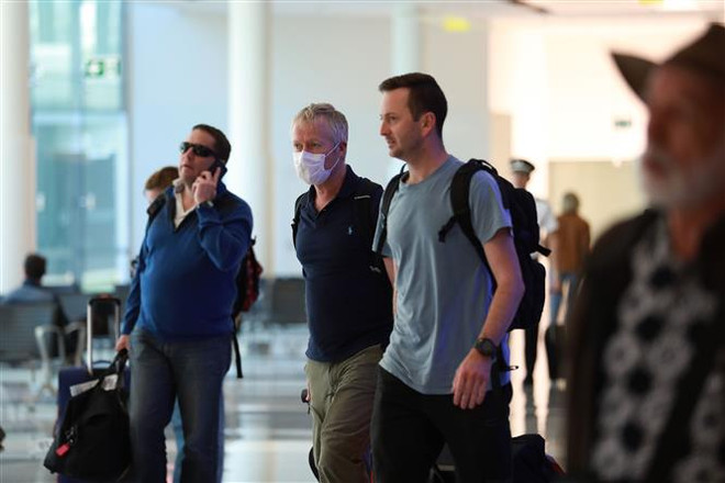 Australia tuyển dụng bác sỹ đã nghỉ hưu tham gia ứng phó COVID-19 ảnh 1