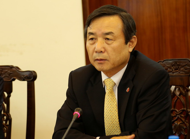 Công sứ kiêm Tổng Lãnh sự Hàn Quốc tại Việt Nam Park Sang Shik. (Nguồn: mpi.gov.vn) Trao kỷ niệm chương vì hòa bình cho tổng lãnh sự Hàn Quốc ảnh 1