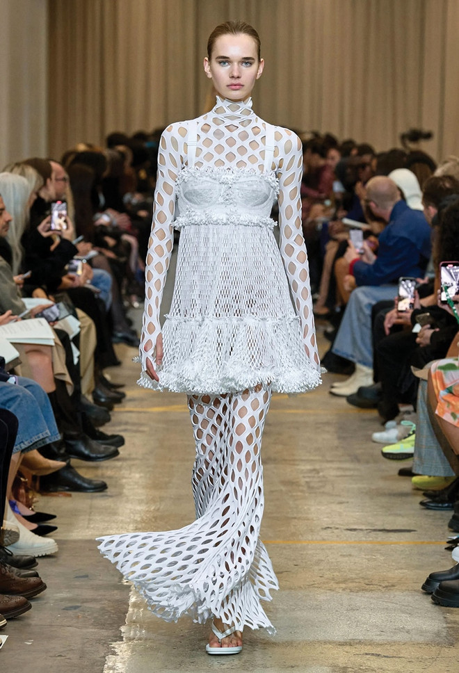 Corset - món đồ thời trang đang được giới trẻ hiện đại ưa chuộng ảnh 2