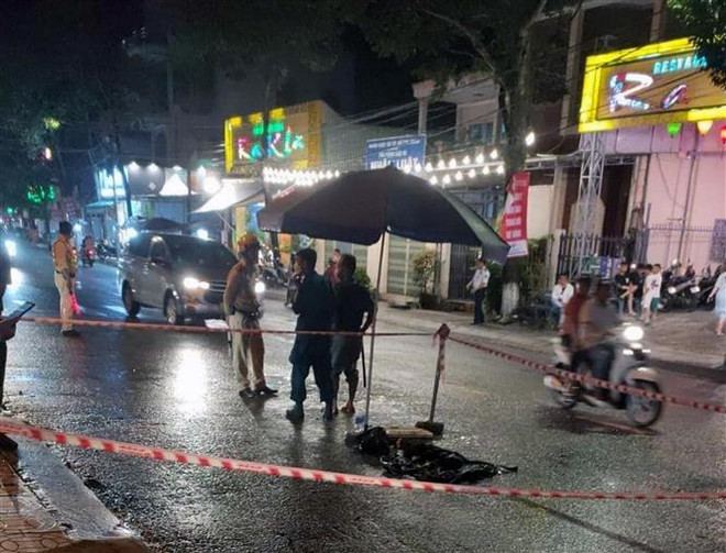 Dùng dao đánh nhau do mâu thuẫn, một người bị đâm tử vong tại chỗ ảnh 1