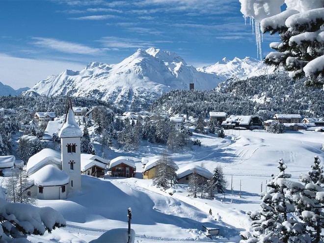 Trải nghiệm mới mẻ khi du lịch tới các địa điểm trượt tuyết vào mùa Hè ảnh 4