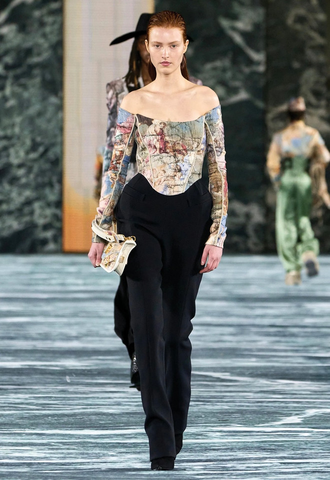 Corset - món đồ thời trang đang được giới trẻ hiện đại ưa chuộng ảnh 3