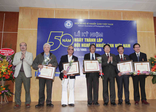 Hội Nghệ sĩ nhiếp ảnh Việt Nam kỷ niệm 50 năm thành lập ảnh 1