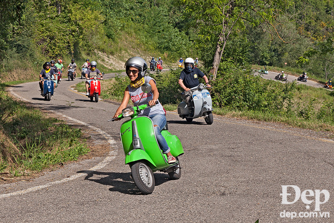 Xe máy Vespa cổ - Thú chơi lắm mục đích và công phu ảnh 1