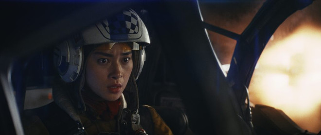 Gặp 2 kiều nữ gốc Việt tham gia bom tấn ''Star Wars: The Last Jedi'' ảnh 6