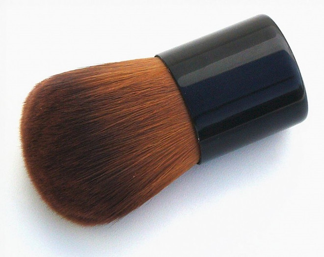 Năm điều có thể bạn chưa biết về cọ trang điểm Kabuki ảnh 4