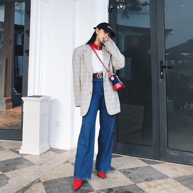 Quý cô thời trang Việt lăngxê áo khoác dáng dài ngày lạnh ảnh 9