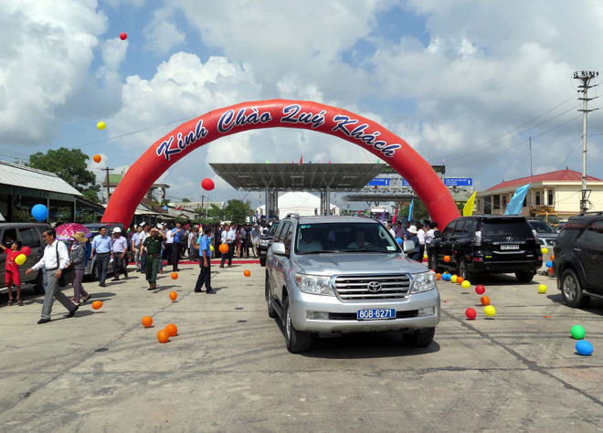 Thông xe dự án nâng cấp, mở rộng Quốc lộ 1A đoạn qua Huế ảnh 1