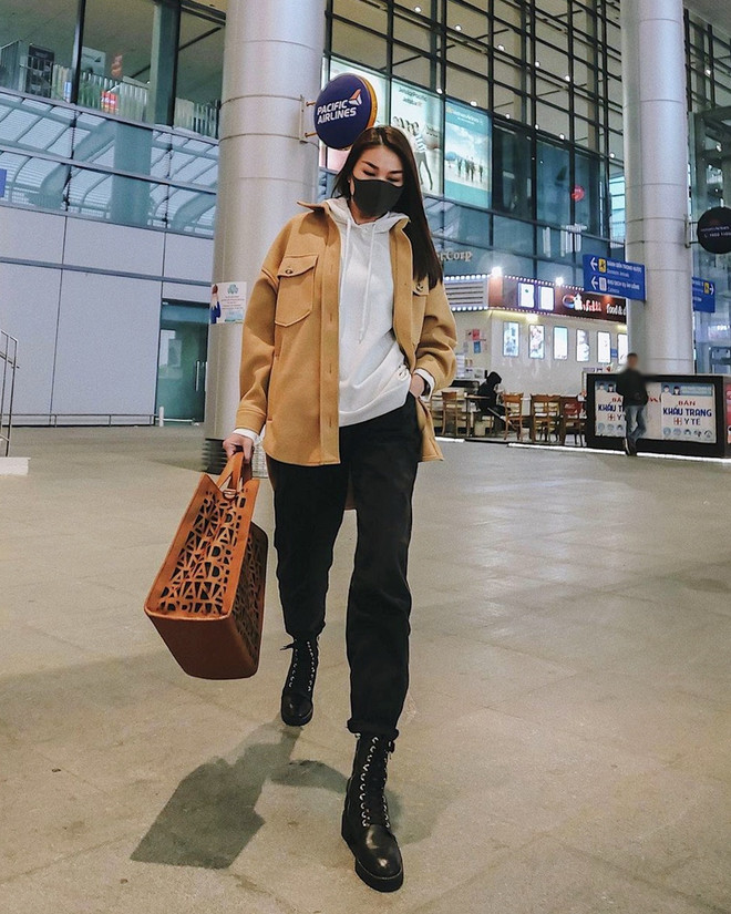 Diện đồ vừa ấm vừa xinh như street style của dàn mỹ nhân Việt ảnh 3