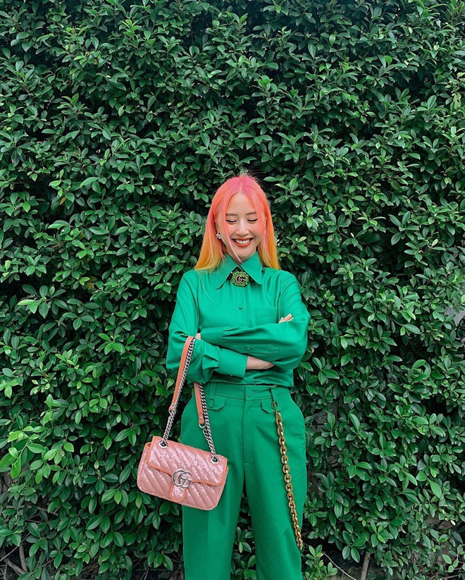 Diện đồ vừa ấm vừa xinh như street style của dàn mỹ nhân Việt ảnh 13