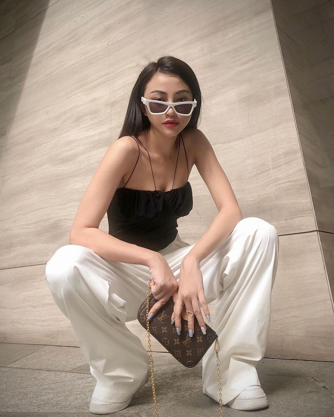 Diện đồ vừa ấm vừa xinh như street style của dàn mỹ nhân Việt ảnh 29