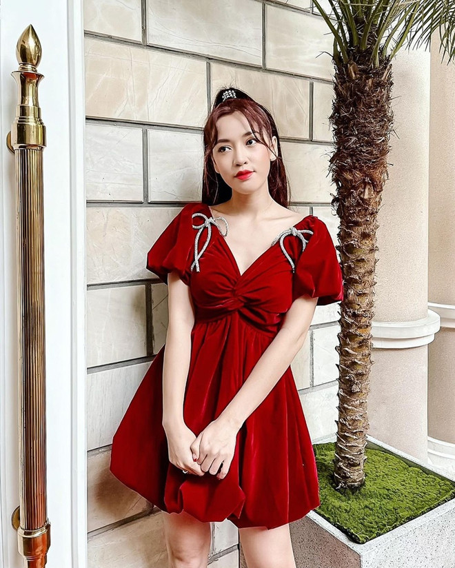 Diện đồ vừa ấm vừa xinh như street style của dàn mỹ nhân Việt ảnh 27