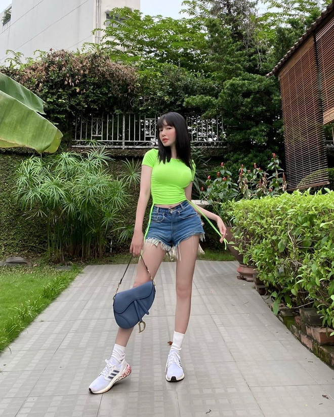 Diện đồ vừa ấm vừa xinh như street style của dàn mỹ nhân Việt ảnh 31