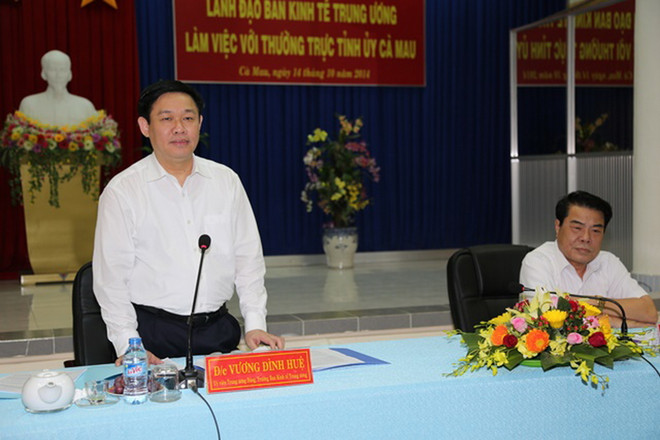 Trưởng ban Kinh tế Trung ương làm việc tại tỉnh Cà Mau. (Ảnh: Thanh Liêm/Vietnam+) Trưởng Ban Kinh tế Trung ương làm việc tại 5 tỉnh ĐBSCL ảnh 1