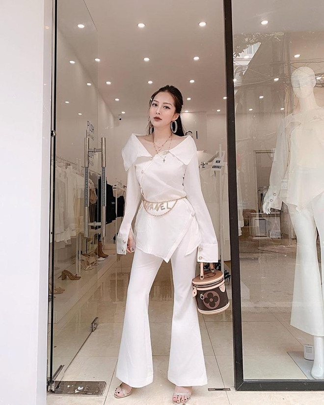 Mix đồ đen trắng vừa đẹp vừa sang như các quý cô thời trang Việt ảnh 6