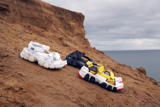 Loạt sandals ấn tượng với biến tấu đặc sắc, thắp sáng phong cách ảnh 4