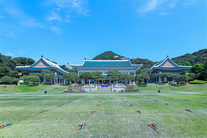 Phủ Tổng thống Hàn Quốc công bố thay đổi logo nhận diện ảnh 1