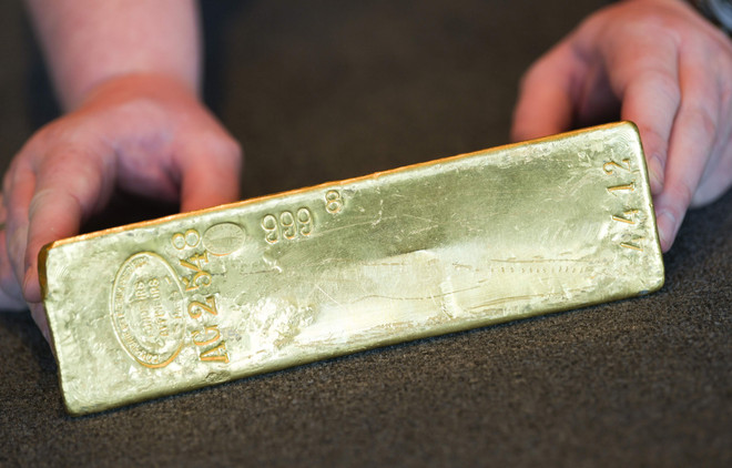Giá vàng tại thị trường giao dịch châu Á chạm mức cao ba tháng ảnh 1