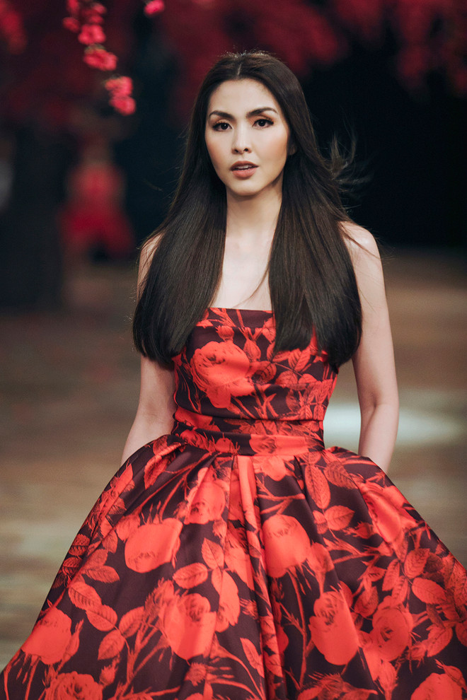 Tăng Thanh Hà tái xuất trên sàn catwalk show diễn của Đỗ Mạnh Cường ảnh 5