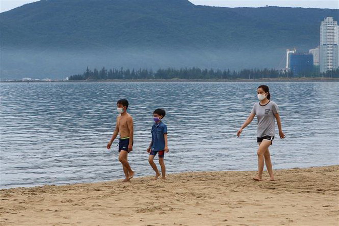 Đà Nẵng: Ngày đầu tiên cho phép hoạt động trở lại một số dịch vụ ảnh 1