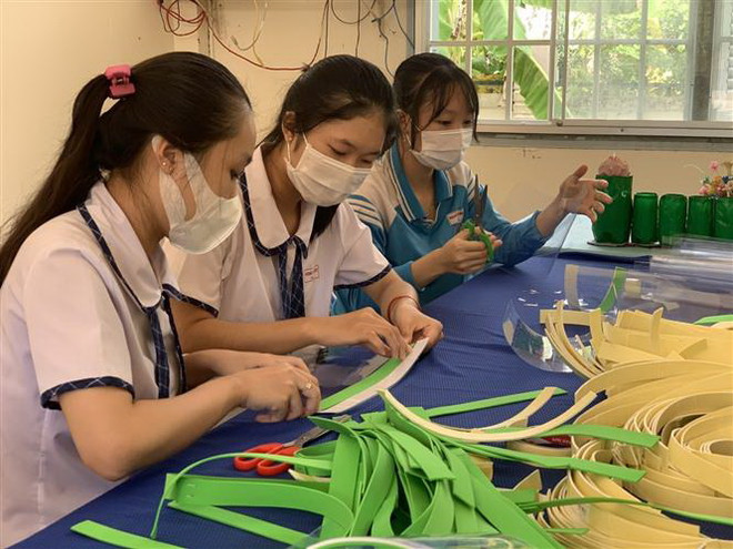 Người Cần Thơ chung tay hỗ trợ tuyến đầu chống dịch COVID-19 ảnh 1