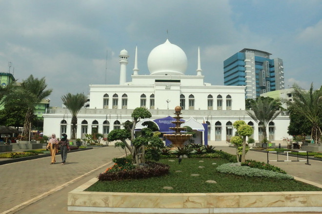 Tín đồ Hồi giáo Indonesia mong đón tháng lễ Ramadan trong yên bình ảnh 1